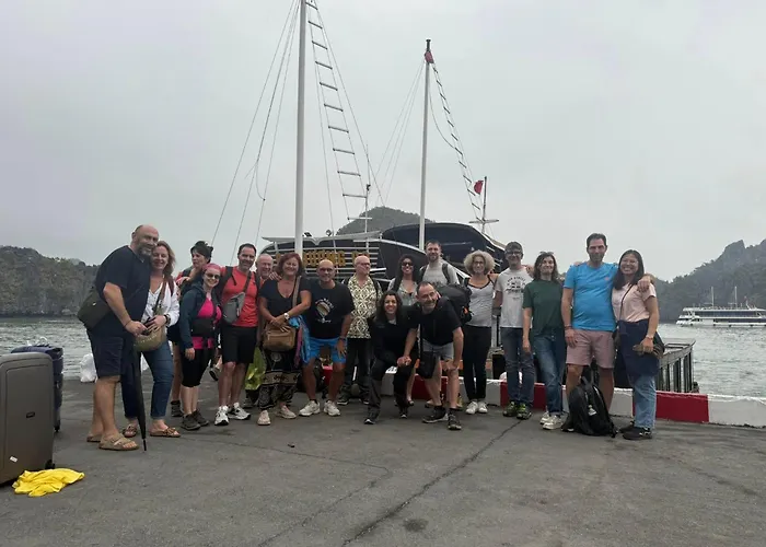 Wooden Sunshine Cruise Hạ Long