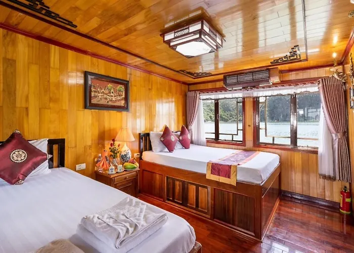 Wooden Sunshine Cruise *